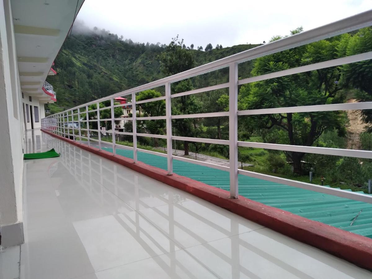 Hotel Vikram Palace Barkot Exterior photo